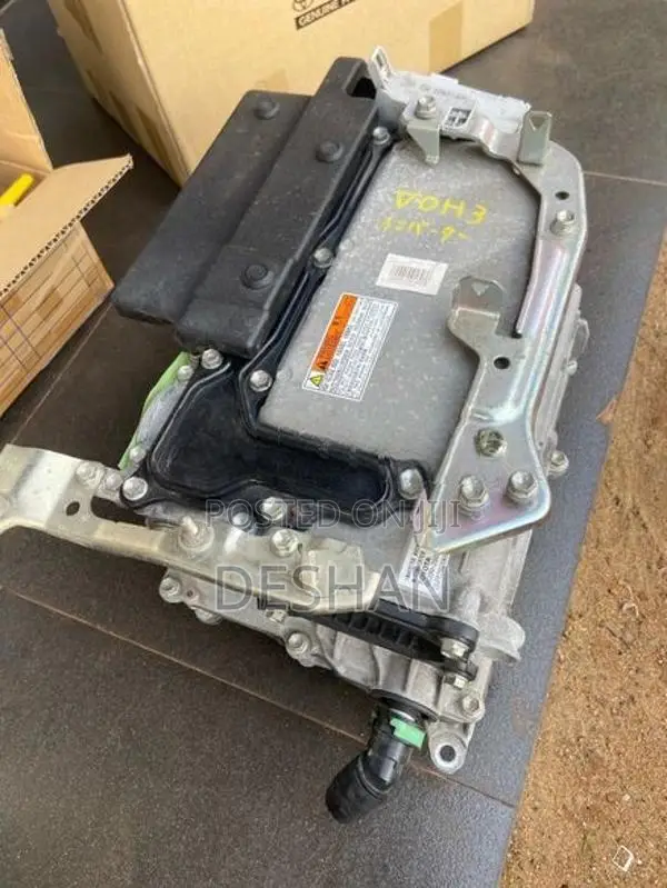 Toyota Voxy Hybrid Inverter Converter (recondition)