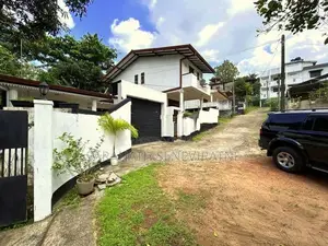 Land in Kottawa Siddamulla -20 Feet Access And Walking Distance 255 Rd