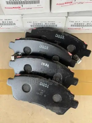 Toyota Roomy Front Brake Pads Set