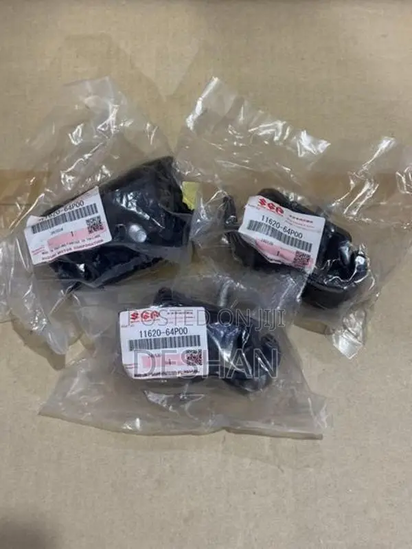Suzuki Every da17v Engine Mount set genuine