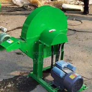 කෙසෙල් ගස් කැබලි කරන යන්ත්‍රය ( Banana Tree Shredder )