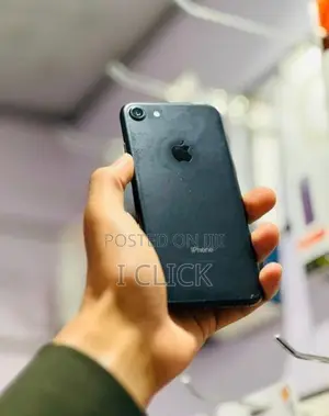 Apple iPhone 7 128GB (Used)