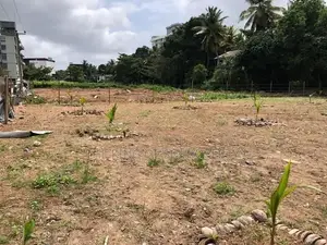 Land for sale in Thalawathugoda