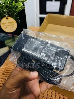 Toshiba 19V 4.74A Laptop Charger Adapter