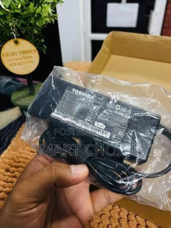 Toshiba 19V 4.74A Laptop Charger Adapter