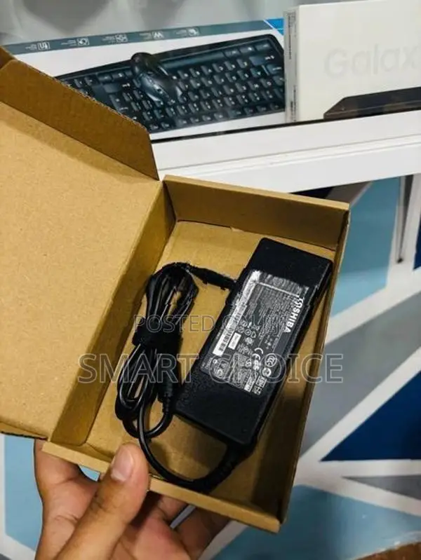 Toshiba 19V 4.74A Laptop Charger Adapter