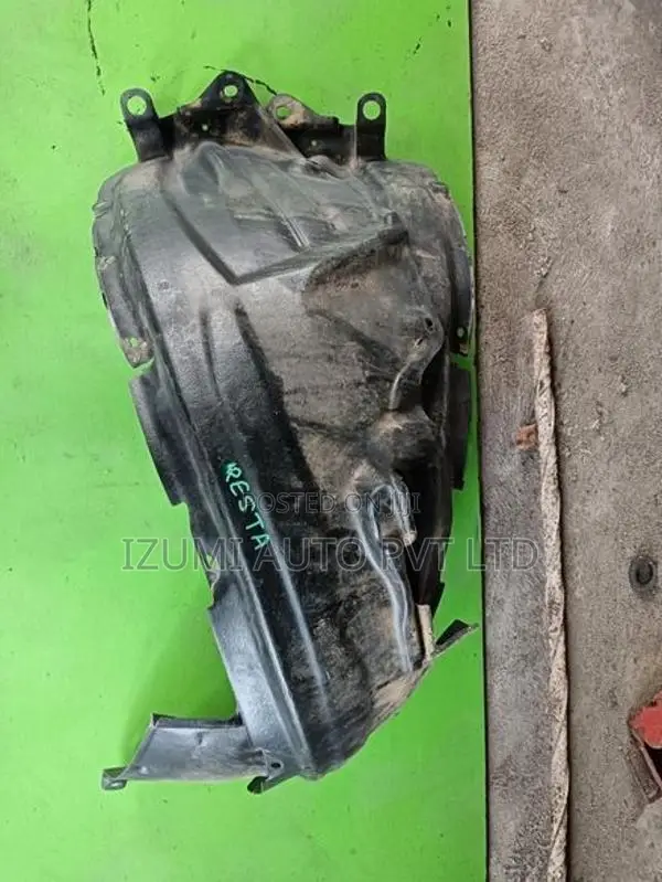 Toyota Crestar Fender Inner Guard Set