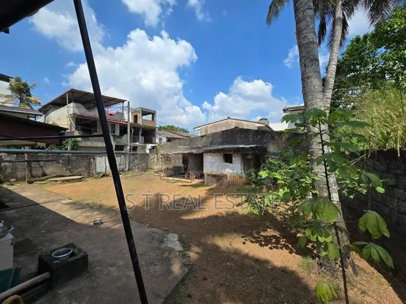 20P Land & Single Story House For Sale In Ethul Kotte