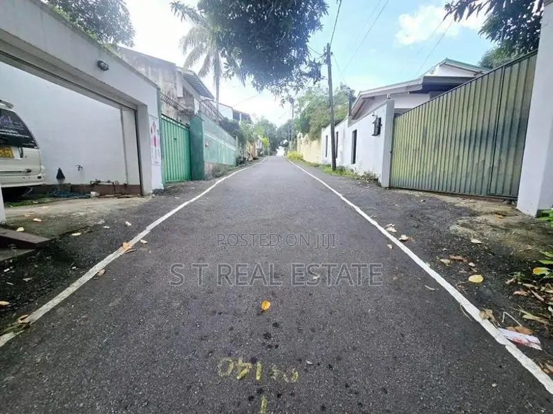21.24P Residential Land for Sale in Beddagana