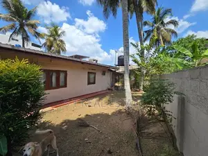 20P Land & Single Story House For Sale In Ethul Kotte