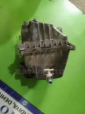 Toyota IST Air Cleaner