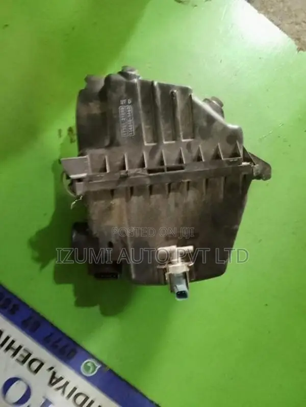 Toyota IST Air Cleaner