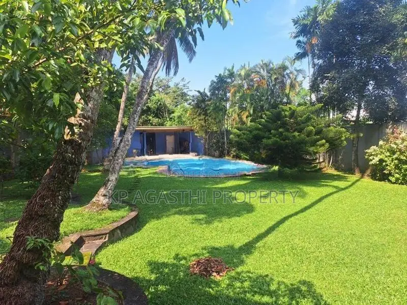 60 P Large Garden with House for Sale in Battaramulla