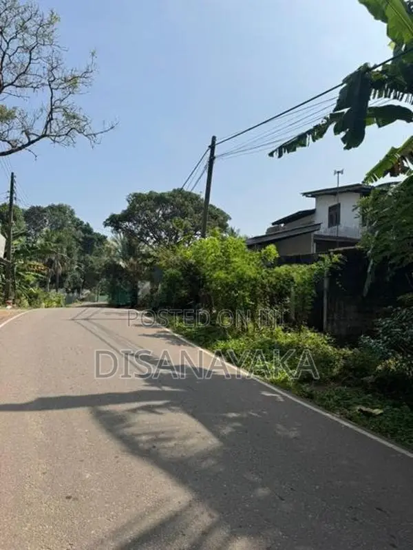 Land for Sale in Battaramulla