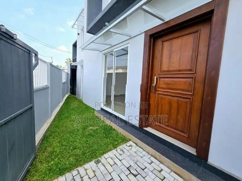 Modern Designed Luxury Three Story House For Sale In Rathmalana