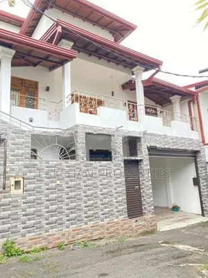 Two Story House For Sale In Piliyandala