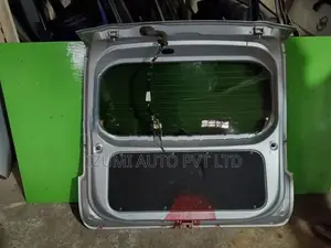 Mitsubishi EK Wagon dicky door
