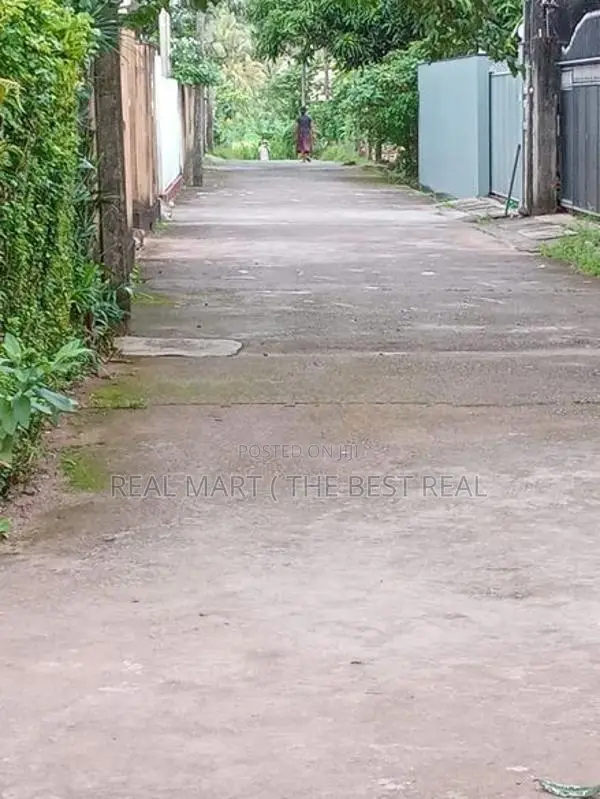 Pannipitiya : 7 perches Highly Residential l Land for Sale