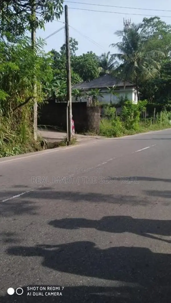 Pannipitiya : 7 perches Highly Residential l Land for Sale