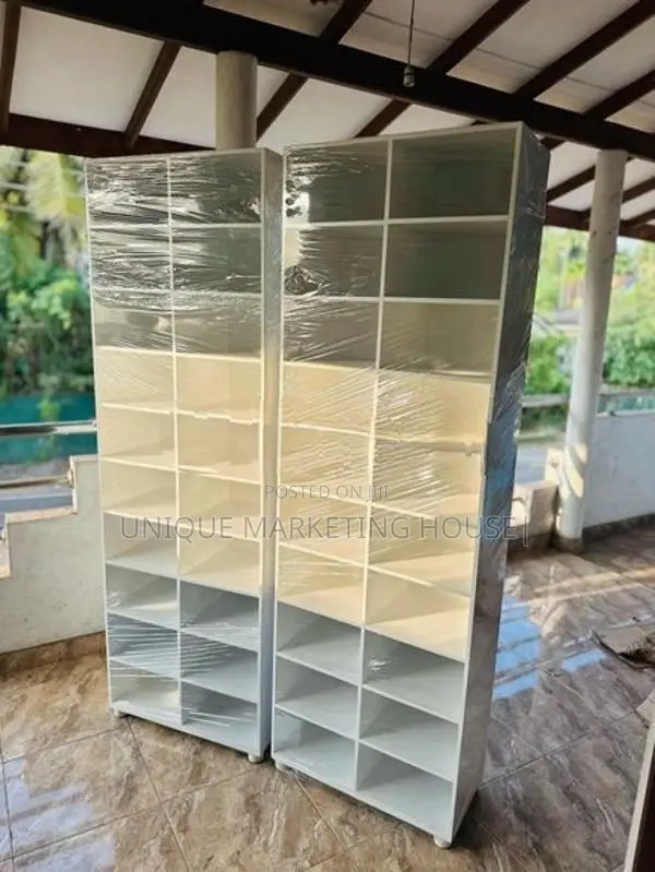 Modern 6ft 20pcs White MDF Smart Racks