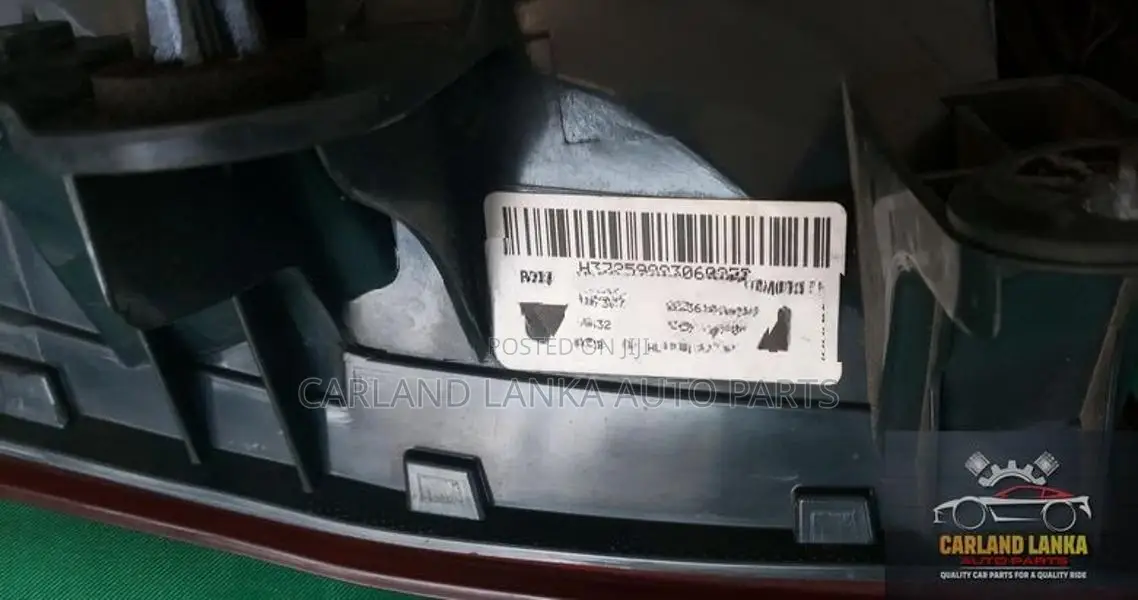BMW 320D F30 Auto Diesel (2012) - Tail Lights