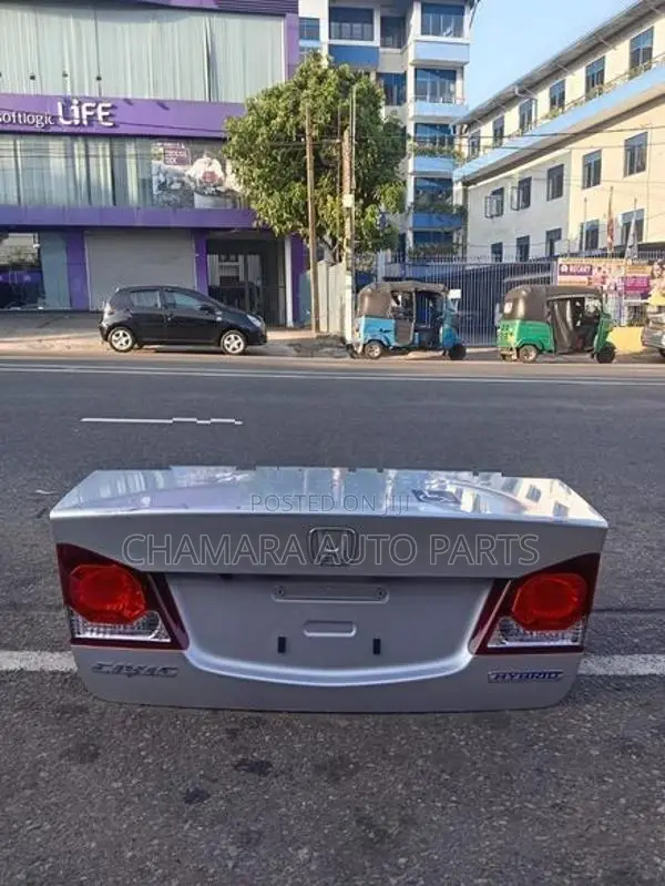 Honda Civic (FD3/ 2010/ Hybrid) Dicky Door