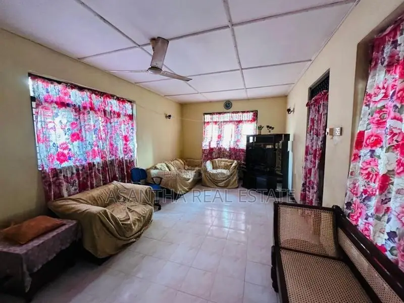 (IP604) 21.P Land Sale Kumaragewatha, Pelawaththa Battaramulla