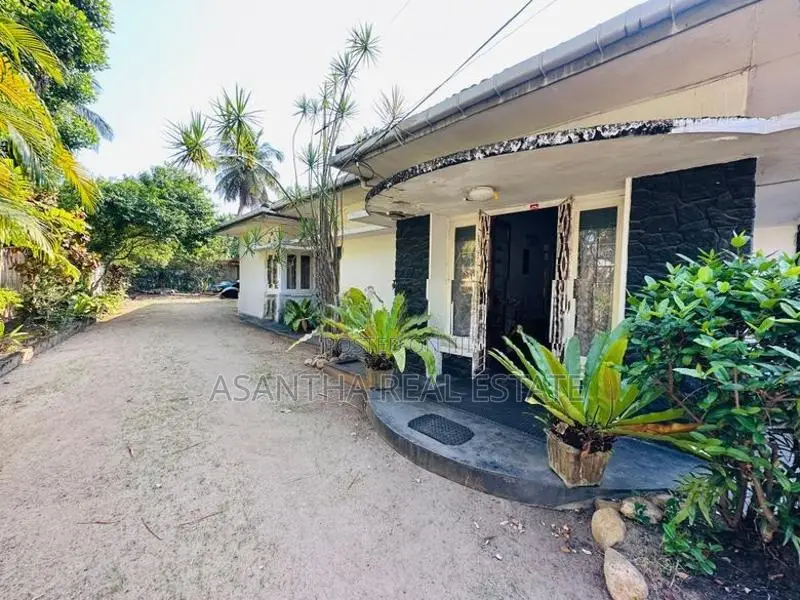 (IP601) 43P Land with House for Sale in Pirivena Road, Mount Lavinia