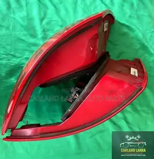 Mercedes Benz C250 W204 Auto Petrol (2011) - Tail Lights