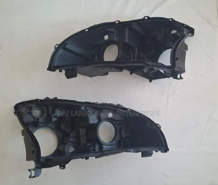 Toyota Harrier Lexus RX300 RX400 Headlight Base Set