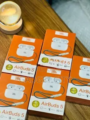 JBL Airbuds 5