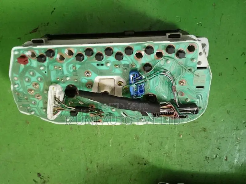 Daihatsu Mira Gino L700 Meter board