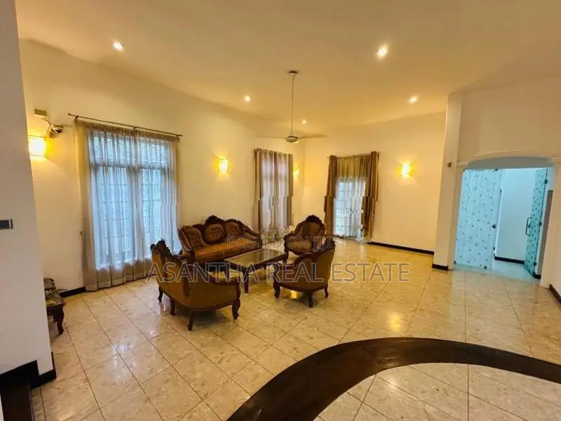 (IP608) 02 Story House with Land for Sale at Thalahena, Battaramulla
