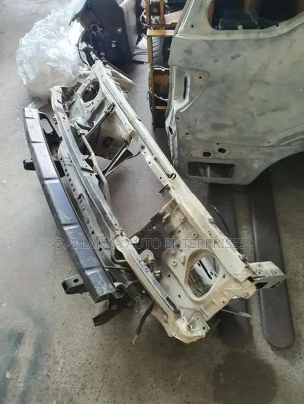 Toyota Prado 95 Nosecut Panel