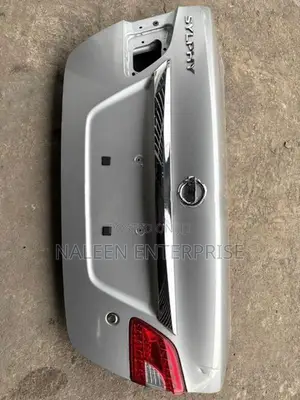 Nissan Sylphy TB17 Dicky Door