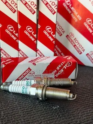 Toyota prius zvw30 vitz ksp130 spark plug 90919-01275