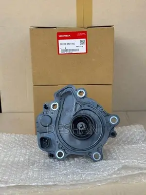 Honda Engine Coolent pump water vezel gp5 grace