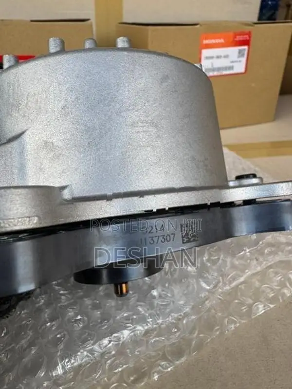Honda Engine Coolent pump water vezel gp5 grace