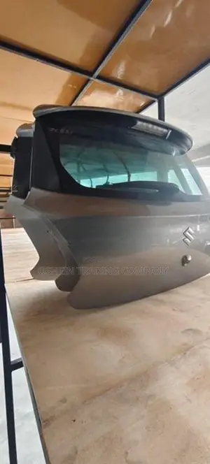 Swift Rs Dickey Door