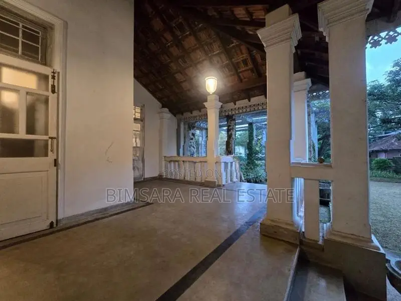 5 BR Colonial Type House More than A 100 Years Old for Rent in Panadur