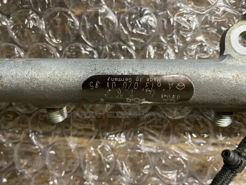 Mercedes Benz S320 Diesel injector