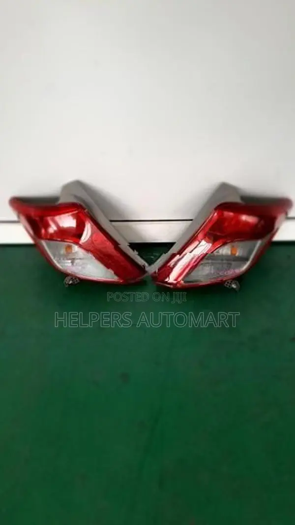 Toyota Vitz KSP130 Tail Light