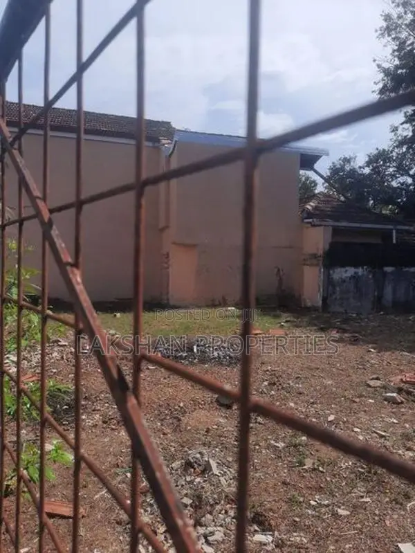 Land For Sale In Raththanapitiya