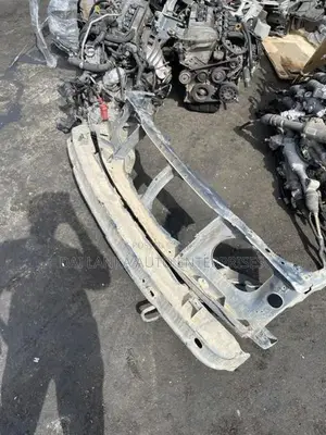 Suzuki Grand Vitara 2000 Nosecut Panel
