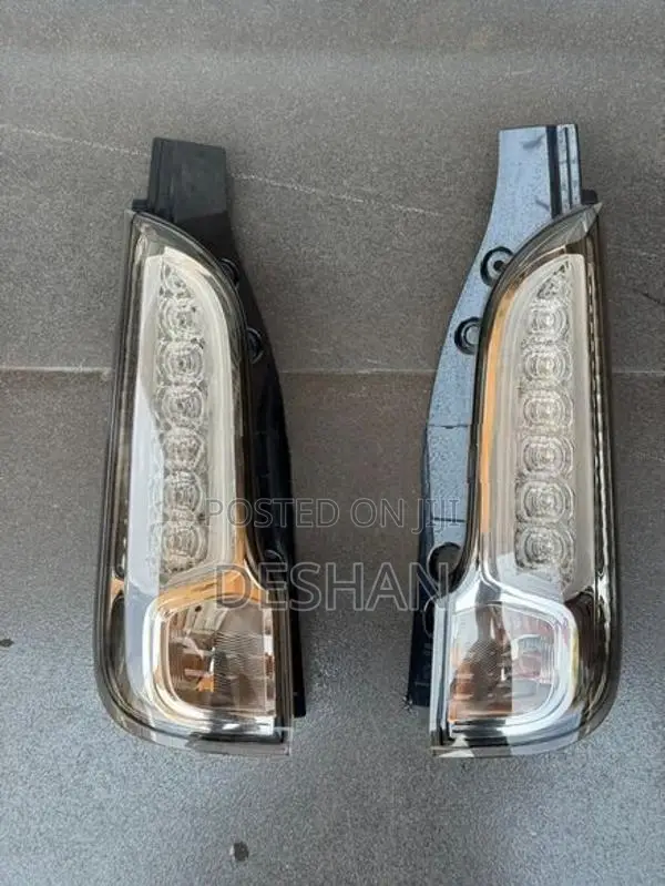 Suzuki Spacia Custom 2016 Tail Lamp