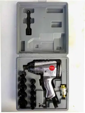 Picasso WF-002A 1/2" Impact Wrench with Sockets / Plastic Box power to