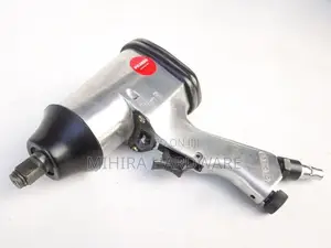 Picasso WF-002A 1/2" Impact Wrench with Sockets / Plastic Box power to