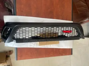 Toyota Hilux Revo TRD Grille