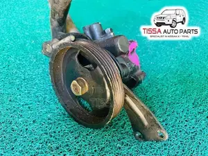 Nissan Sunny FB13 Power Steering Pump