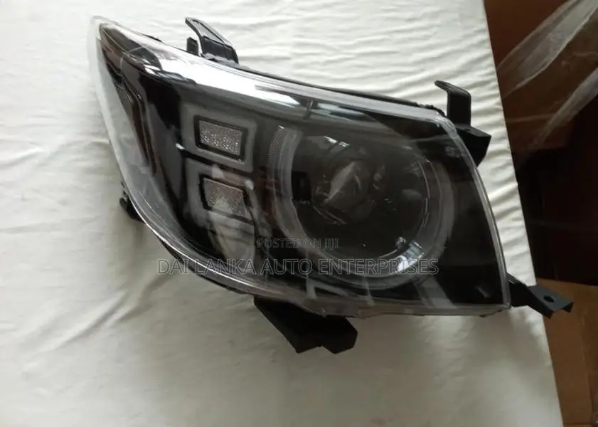 Toyota Hilux Vigo Champ LED Headlight Set
